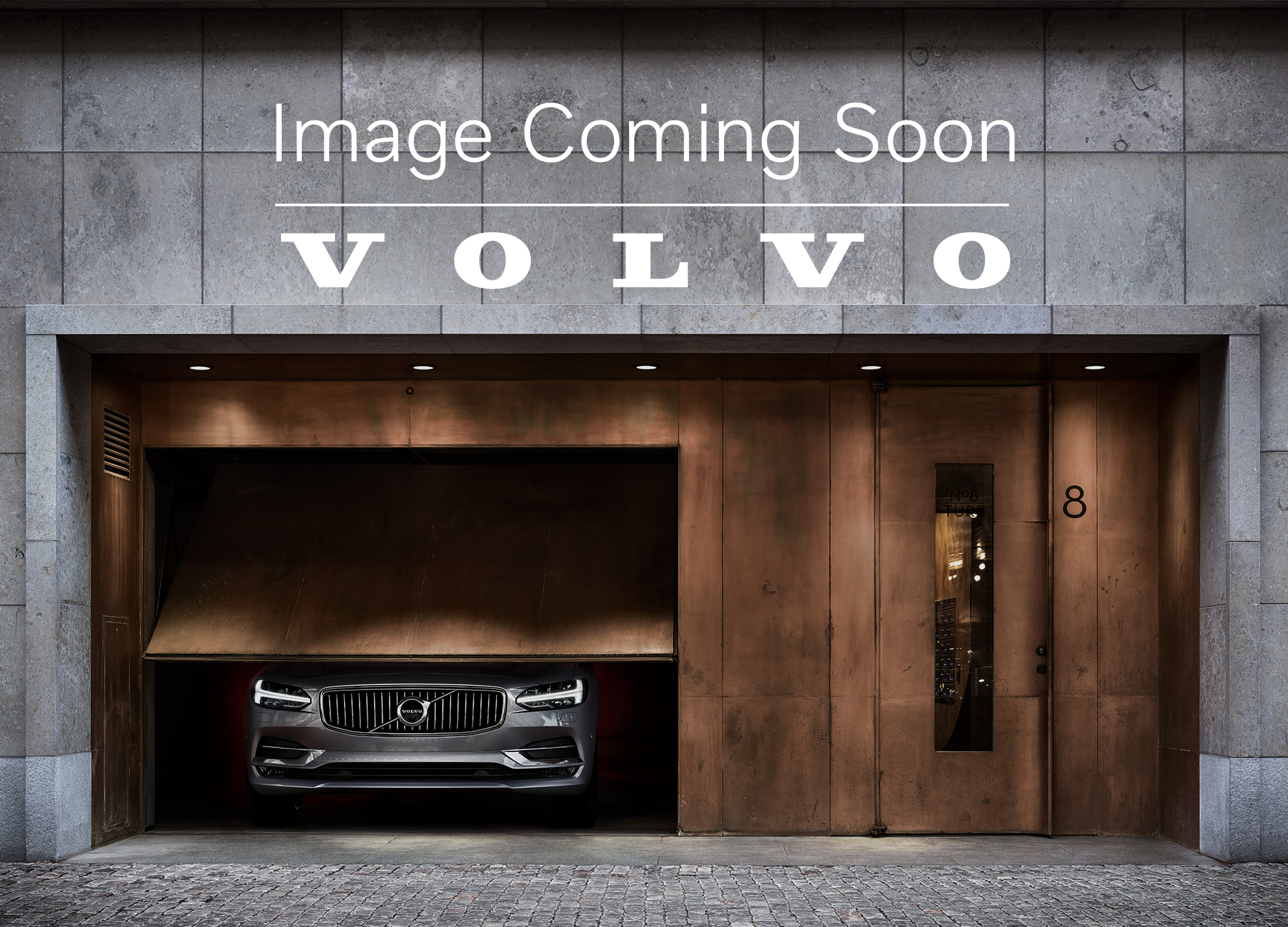 Volvo  B4 D AWD Plus Dark NAV/Stndhzg/Cam/ACC/BLIS