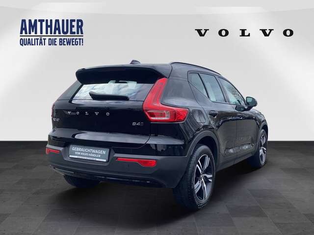 Volvo  B4 AWD R-Design - Schiebedach, BLIS,360°